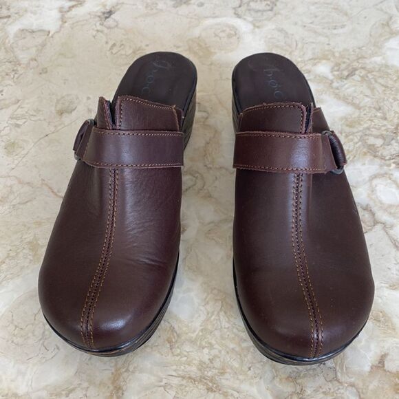 NWOT b.ø.c. | Brown Leather Clogs - Picture 2 of 12